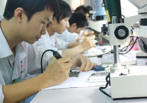 Vì sao tôi chọn đi học nghề